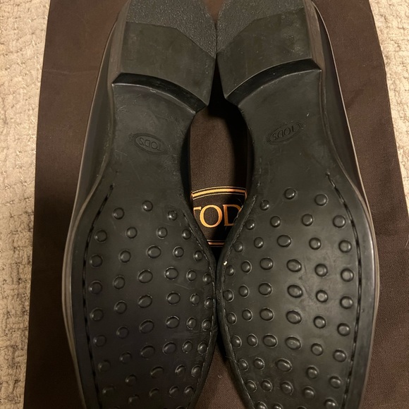 Tod’s Gommino Driving Shoes - Picture 8 of 9